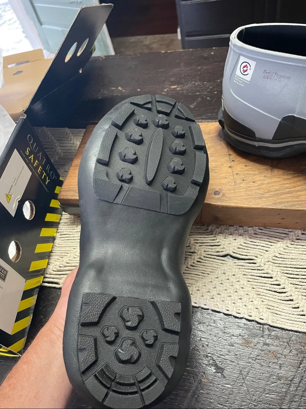 Skellerup Quatro Dielectric 2 Buckle Overshoe Safety Size 11. New!